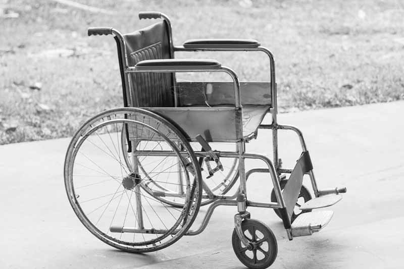 نگهداری ویلچر